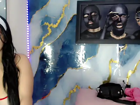 Snapshot of Yasmine_Tapias chatting on 8, 6, 2026 Yasmine Tapias online show from 8, 6, 2026