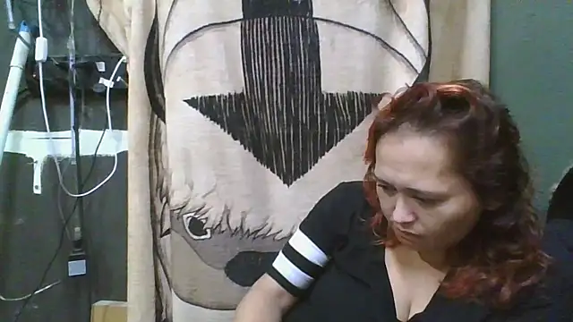 Snapshot of Evelyn_Rose88 chatting on 28, 5, 2026 Evelyn Rose88 online show from 28, 5, 2026