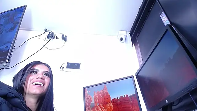Shayla Gray online show from 12, 6, 2026
