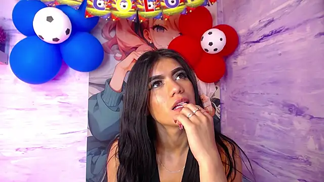 Shayla Gray online show from 27, 6, 2026