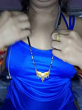 Snapshot of Curvy_Anushka chatting on 4, 6, 2026 Curvy Anushka online show from 4, 6, 2026
