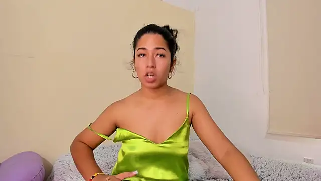 Nadia-Monroe online show from 26, 6, 2026