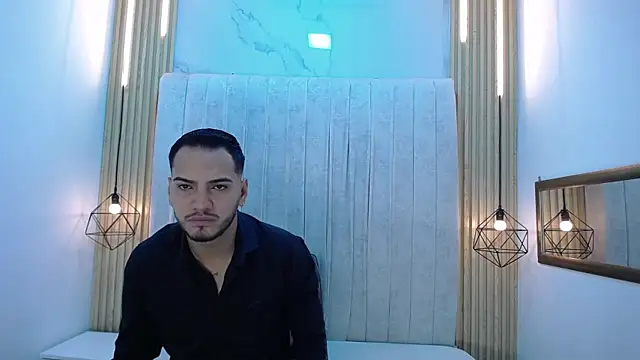 Snapshot of CarolinaySebas chatting on 4, 7, 2026 CarolinaySebas online show from 4, 7, 2026