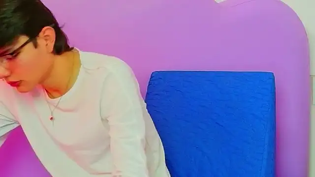 Snapshot of Liamdelrey chatting on 27, 6, 2026 Liamdelrey online show from 27, 6, 2026