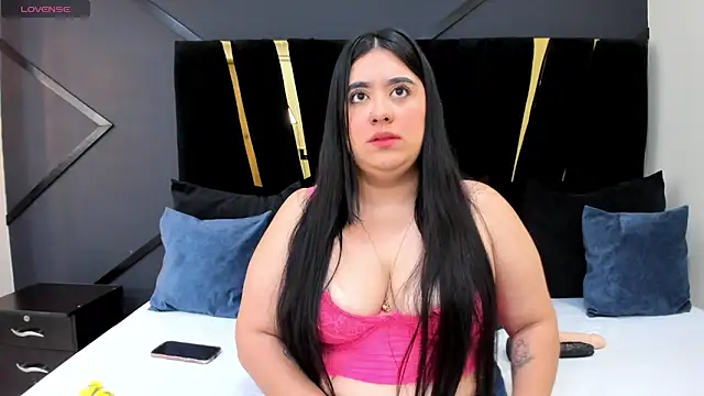 Snapshot of maite_graay chatting on 10, 6, 2026 maite graay online show from 10, 6, 2026