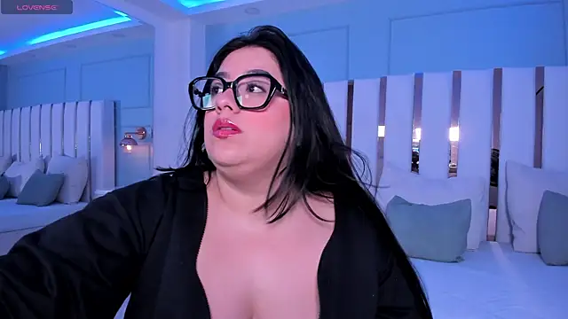 Snapshot of maite_graay chatting on 23, 6, 2026 maite graay online show from 23, 6, 2026