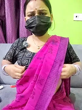 Snapshot of Curvy_shivani chatting on 10, 7, 2026 Curvy shivani online show from 10, 7, 2026