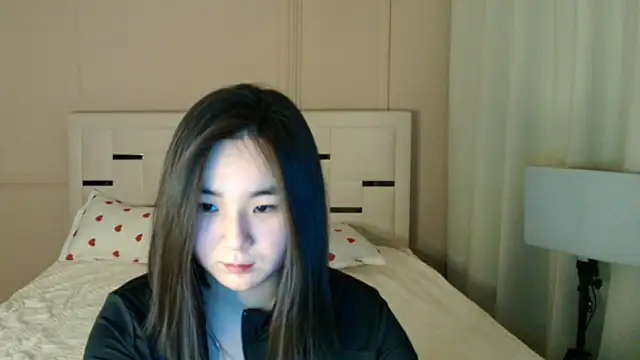 Snapshot of felice_kim chatting on 27, 5, 2026 felice kim online show from 27, 5, 2026
