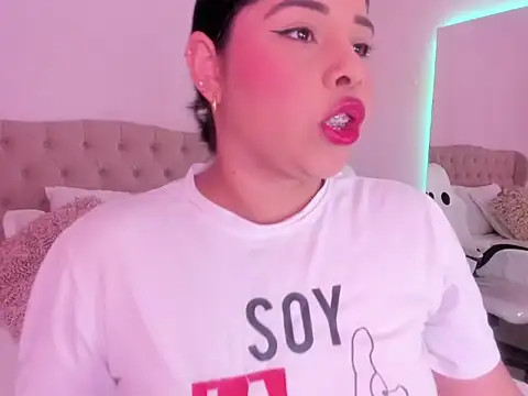 EmilySanchezz online show from 23, 6, 2026
