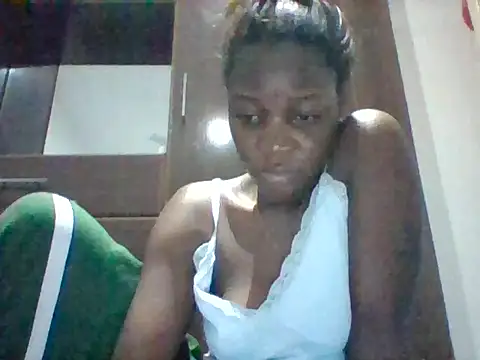 Snapshot of zainaxxxxx chatting on 18, 6, 2026 zainaxxxxx online show from 18, 6, 2026