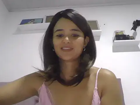 micaelamoreno18 online show from 28, 7, 2026