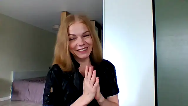 Snapshot of Tina5394 chatting on 5, 7, 2026 Tina5394 online show from 5, 7, 2026