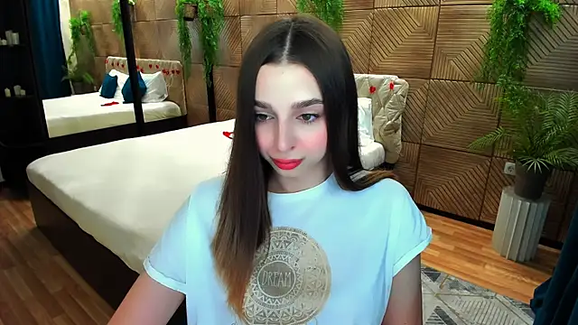 FlirtySpark online show from 18, 6, 2026