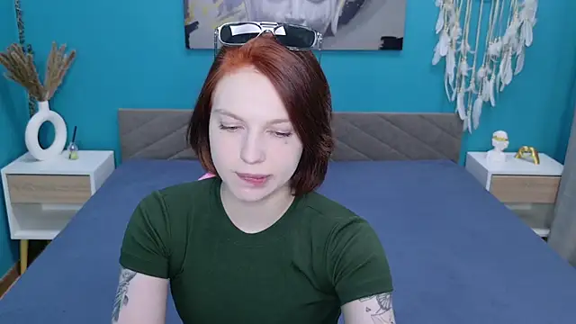 Nora Finch online show from 15, 6, 2026