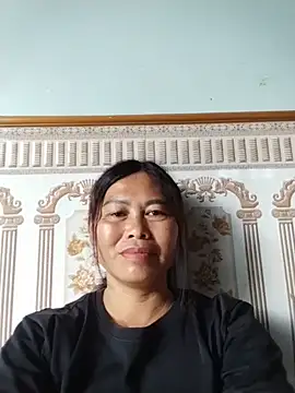 Snapshot of -Hatybi- chatting on 7, 7, 2026 -Hatybi- online show from 7, 7, 2026
