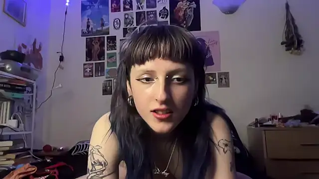 Snapshot of batzy666 chatting on 9, 6, 2026 batzy666 online show from 9, 6, 2026