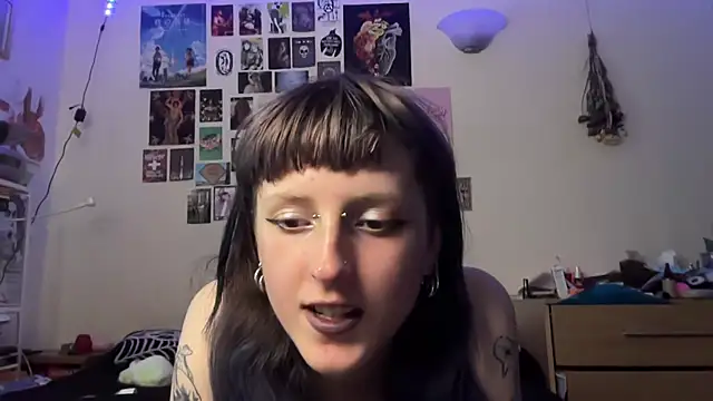 Snapshot of batzy666 chatting on 10, 6, 2026 batzy666 online show from 10, 6, 2026