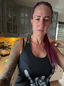 GermanMilfJasmin online show from 8, 7, 2026