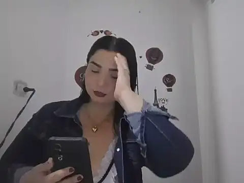 Snapshot of Madelyn_sonora1992 chatting on 17, 6, 2026 Madelyn sonora1992 online show from 17, 6, 2026