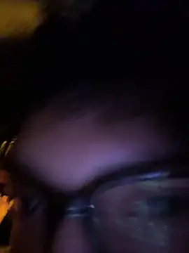 Uhhyuhhhhh online show from 22, 7, 2026