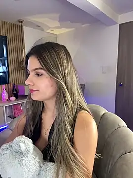 Snapshot of emilyvex chatting on 13, 6, 2026 emilyvex online show from 13, 6, 2026
