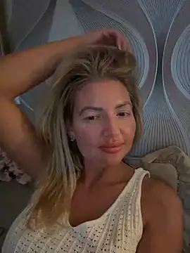 szexicicamica online show from 11, 6, 2026
