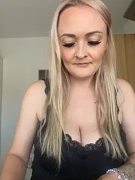 Snapshot of Alex-Blond chatting on 20, 7, 2026 Alex-Blond online show from 20, 7, 2026