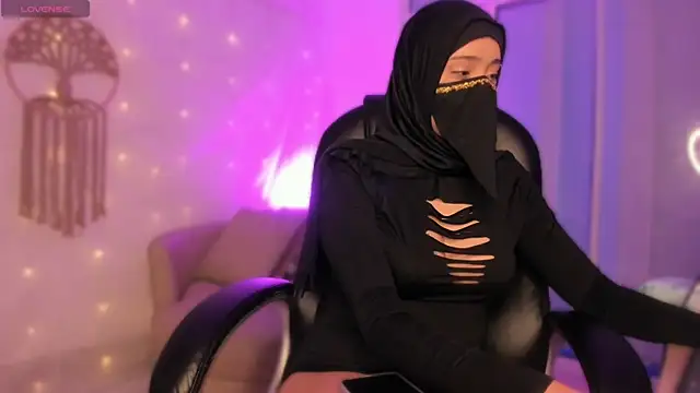 Snapshot of zahir_noor chatting on 28, 6, 2026 zahir noor online show from 28, 6, 2026