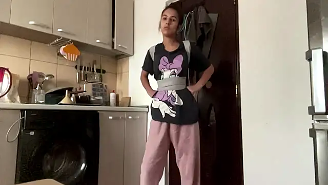 Snapshot of SindyKay chatting on 2, 7, 2026 SindyKay online show from 2, 7, 2026