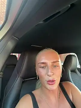 Snapshot of Millymae_ chatting on 24, 6, 2026 Millymae online show from 24, 6, 2026