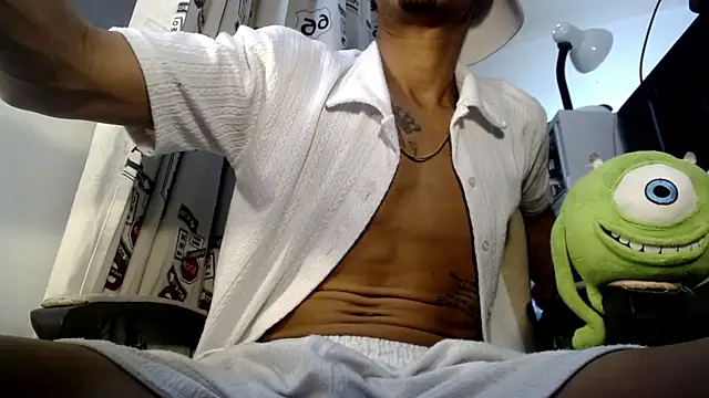 Snapshot of Brendt_Hotx chatting on 15, 7, 2026 Brendt Hotx online show from 15, 7, 2026