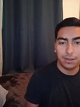 Snapshot of theRixxx chatting on 10, 7, 2026 theRixxx online show from 10, 7, 2026