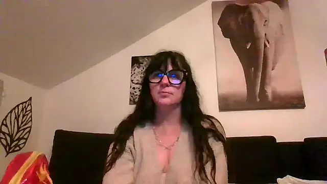 Snapshot of sexujuly88 chatting on 19, 5, 2026 sexujuly88 online show from 19, 5, 2026