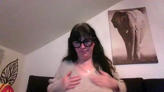 Snapshot of sexujuly88 chatting on 21, 5, 2026 sexujuly88 online show from 21, 5, 2026