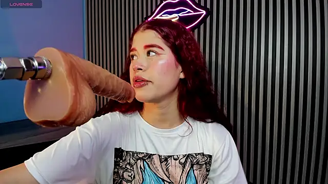 Snapshot of Valka_teen1 chatting on 4, 7, 2026 Valka teen1 online show from 4, 7, 2026