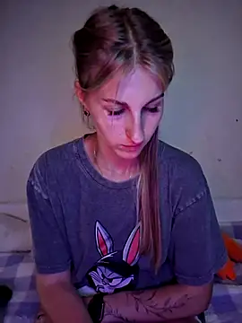 Snapshot of carolinaXlove chatting on 16, 7, 2026 carolinaXlove online show from 16, 7, 2026