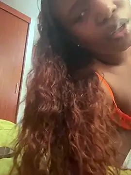 Snapshot of Dulceyesi chatting on 16, 6, 2026 Dulceyesi online show from 16, 6, 2026