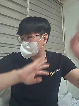 Snapshot of oooooooooll chatting on 13, 6, 2026 oooooooooll online show from 13, 6, 2026