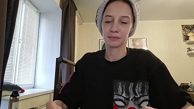 secrettt poison online show from 21, 6, 2026