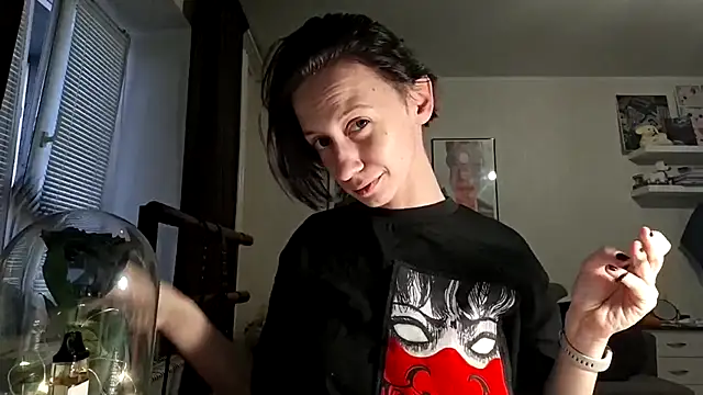 secrettt poison online show from 26, 6, 2026