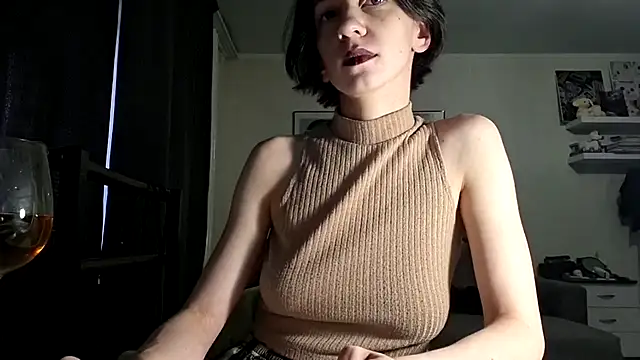 secrettt poison online show from 30, 6, 2026
