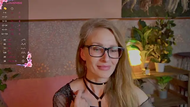 HelenaBoyd online show from 29, 6, 2026