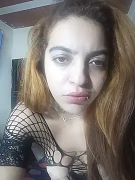 Esmeralda22hot online show from 26, 6, 2026