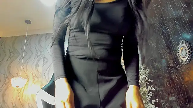 missnicollee online show from 10, 7, 2026