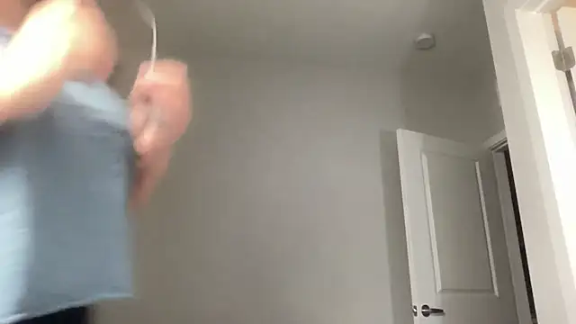 Snapshot of maddiliz chatting on 24, 9, 2025 maddiliz online show from 24, 9, 2025