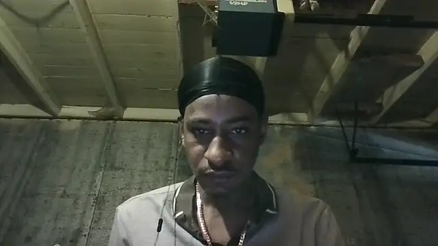 Snapshot of Leo99842 chatting on 5, 7, 2026 Leo99842 online show from 5, 7, 2026