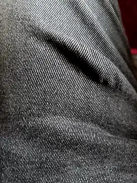 Singlemaleforcouples online show from 22, 1, 2025