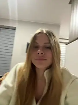 MonoGirl online show from 23, 7, 2026