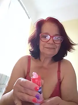 Snapshot of Bella50 chatting on 4, 6, 2026 Bella50 online show from 4, 6, 2026