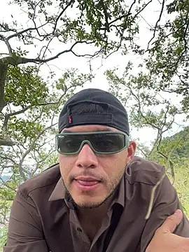 DickLatin20 online show from 3, 6, 2026